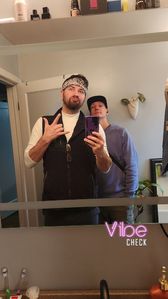 Who wants to get tag teamed by us... I meant tag along with us Estate Sell Hunting!? 🤘😜