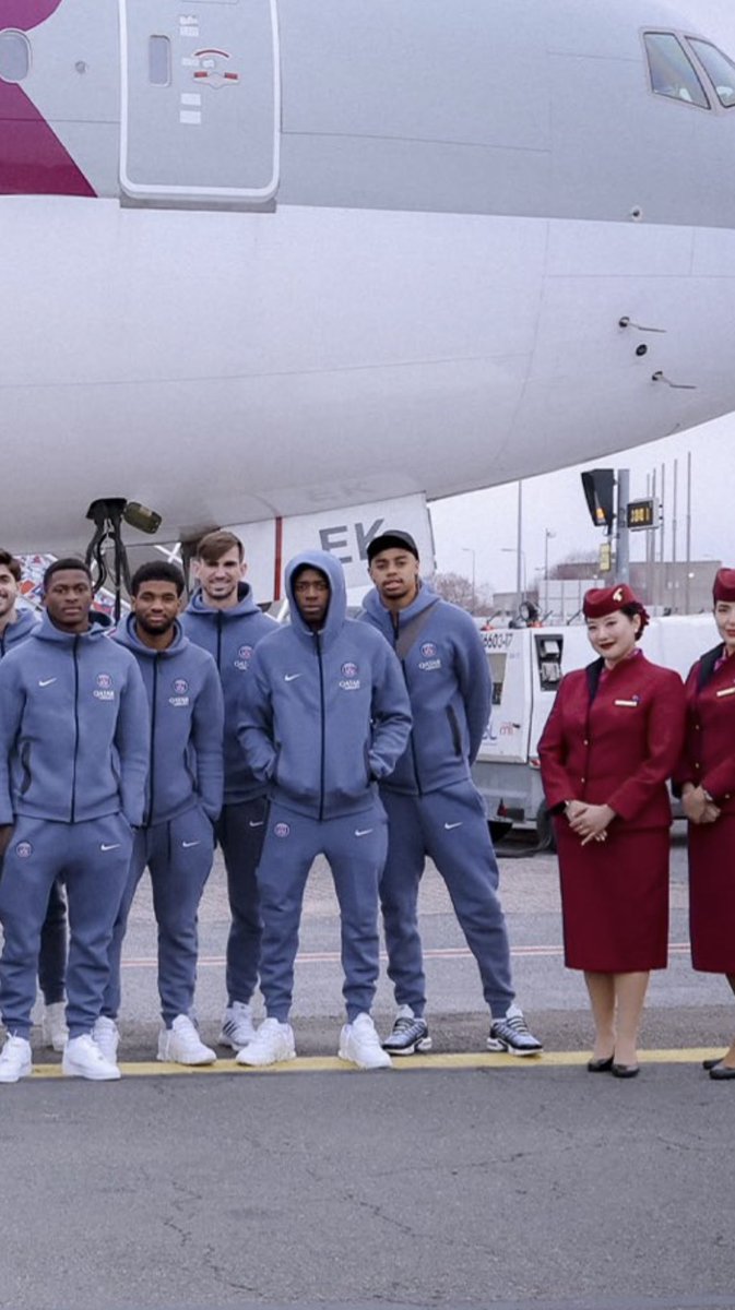 en_screedd's tweet image. J’ai cru c’était un montage carrément mdr on est en 2017 ou qw ?