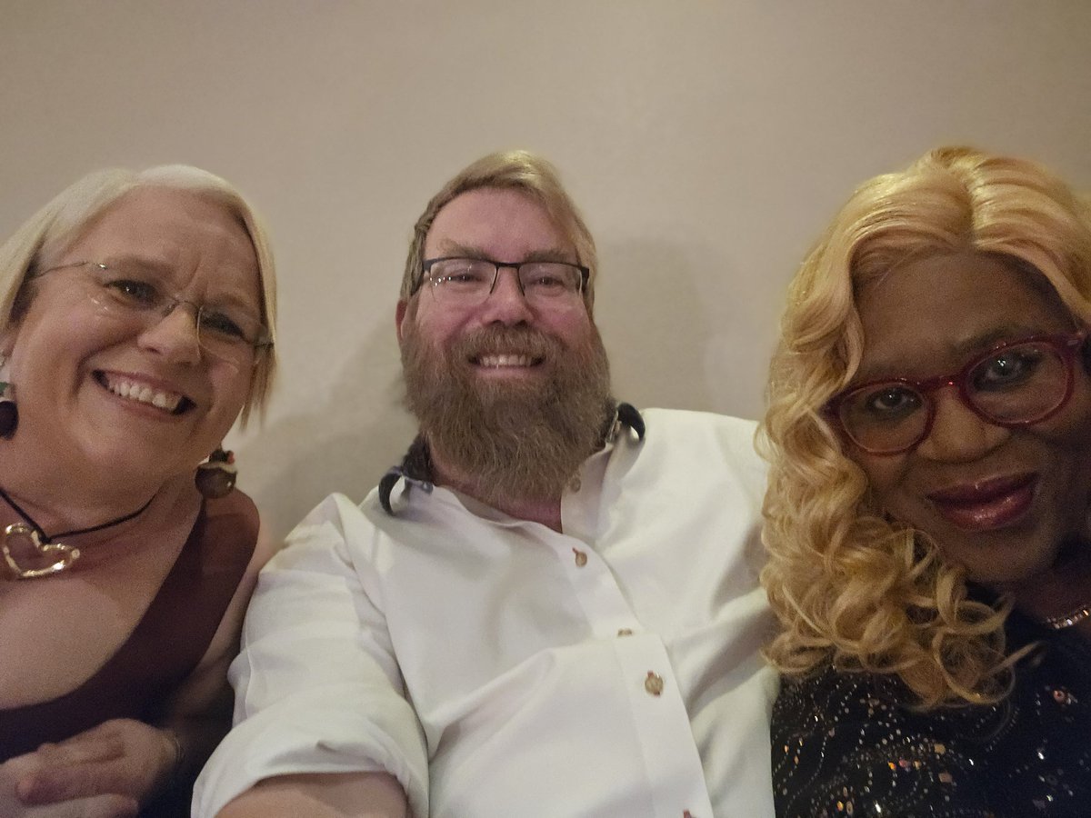 JudyjayMatthews's tweet photo. The one and  only @Gracie3110 and Daniel top class facilitators of the LGA. https://t.co/3mSEz0O59q