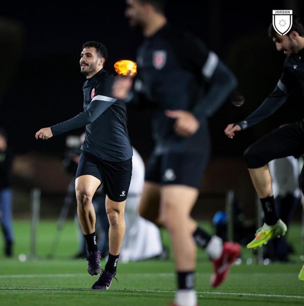 النشامى ينهون استعداداتهم لمواجهة السعودية في نصف نهائي كأس العرب (صور) 