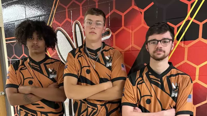 MJN72_'s tweet photo. One more game for a chance at history as @Esports_WU looks to take down @NelsonUEsports to win their 1st @ECAC_Esports title in program history!
🎙Me and @YoBoyCue 
🖥 @nickncs_cP
🎥 https://t.co/2429kl5eIa 
🕑 12/18/25 at 8 PM EST https://t.co/zGKiNIPKXY