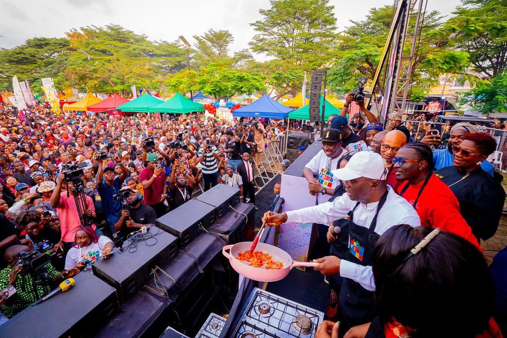 followlasg's tweet photo. SANWO-OLU COOKS AT LAGOS FOOD FESTIVAL, SAYS EVENT HAS EMPOWERED LOT OF ENTREPRENEURS

The Governor of Lagos State, Mr Babajide Sanwo-Olu, on Sunday participated in the cooking and tasting of seafood rice with stir-fry spinach at this year’s Lagos Food Festival.

Speaking at the event organised by the Lagos State Ministry of Agriculture and Food Systems, Governor Sanwo-Olu said the food festival is to make families come together, unwind and see food from different cultures to tell the Lagos food story.

The 2025 edition of the Lagos Food Festival, themed 'Taste Beyond Borders', was held at Muri Okunola Park, Victoria Island, where residents of the State were treated to good music as they witnessed and relished different delicacies.

Governor Sanwo-Olu said Lagos State Government, through the Ministry of Agriculture and Food Systems, has empowered a lot of entrepreneurs in the past six years and ensured that Lagosians catch fun as they savour different food to tell the Lagos food story.

He said: "The Lagos Food Festival is part of the events that have happened in the Ministry of Agriculture and Food Systems. They have done a lot of activation. They have done a whole lot of intervention in the agriculture and food security space.

"They have empowered a lot of entrepreneurs. They have done so much this year to continue to put innovators in the food business to give them an opportunity to fend and to do well as entrepreneurs. But what you also have here is for families to come out, enjoy and see the exhibition of various food cultures. 

"I cooked seafood rice with stir-fried spinach. I tasted my own cooking as well. The food festival is about families coming out, encouraging people in the catering and food space, and for us to be able to also use food to tell the Lagos story."

Governor Sanwo-Olu also attended an art exhibition in Lagos on Sunday, where about 40 artists were doing paintings on the walls, describing the artists’ work as creativity of Lagos.

"We want to encourage everybody in our entire space. We need to be able to lift people up and continue to encourage different skills and different professions so that Lagos can continue to remain safe and home for all of them," Governor Sanwo-Olu said.

Speaking earlier, Lagos State Commissioner for Agriculture and Systems, Ms Abisola Olusanya, said given the multicultural nature of Lagos, the government believes in celebrating everything that is Lagos, the value, as well as the food chain actors.

She said: "Lagos Food Festival is a celebration of everything Lagos: the culinary culture, tradition, entertainment and everything that makes Lagos, Lagos. Lagos is very diverse and multicultural, and we believe that in celebrating everything that is Lagos, food is the embodiment of that, and we, as the Ministry of Agriculture and Food Systems, are the curators and the custodians of that.

"It is best that we celebrate all of our value food chain actors, and the Lagos Food Festival is the place to do so. It also helps to give exposure to our food actors. We have had many stars made from the Lagos Food Festival just by reason of Mr Governor cooking, tasting their foods and giving a word of encouragement.
"So this is an avenue for us as the Ministry of Agriculture and Food Systems to solidify all of our interventions over the years and to celebrate everyone that makes it possible for all of us to eat in Lagos."

@jidesanwoolu @drobafemihamzat @lagosagric1 @Abi_Olusanya @gbenga_omo @gboyegaakosile @LanreBajulaiye @BarrBimbola @Mr_JAGs @Riddwane
#AGreaterLagosRising 
#LASG