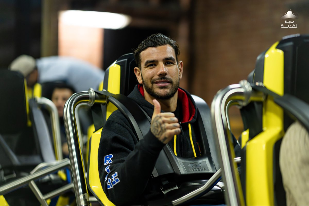 أنورت الدار بقدوم #الهلال 😍💙
مستوى الأدرينالين معاكم كان عالي في <a href="/SixFlagsQC/">Six Flags Qiddiya City</a> مدينة القدية 🤣🎢