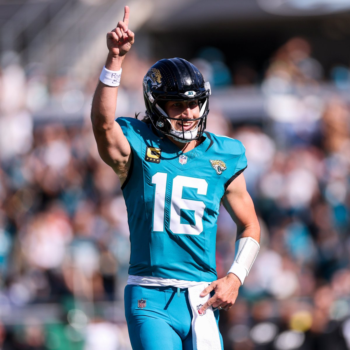 NFLPlus's tweet image. Trevor Lawrence is the only player in NFL history with 5+ pass TDs, 1+ rush TD &amp;amp; 50+ rush yards in a single game 🔥

@Jaguars | #DUUUVAL