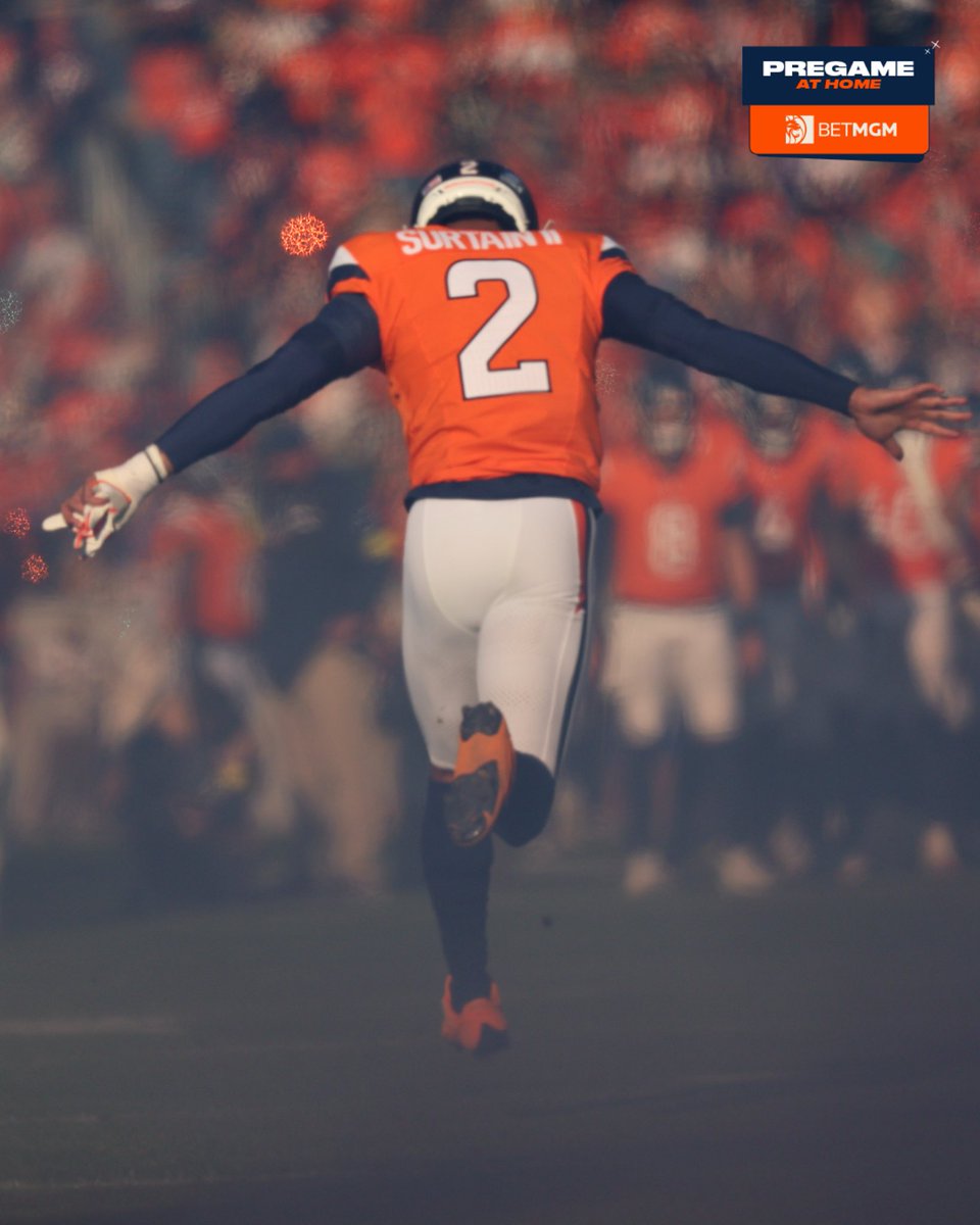 Broncos's tweet image. Go time. 🎮

#ProBowlVote + @PatSurtainll