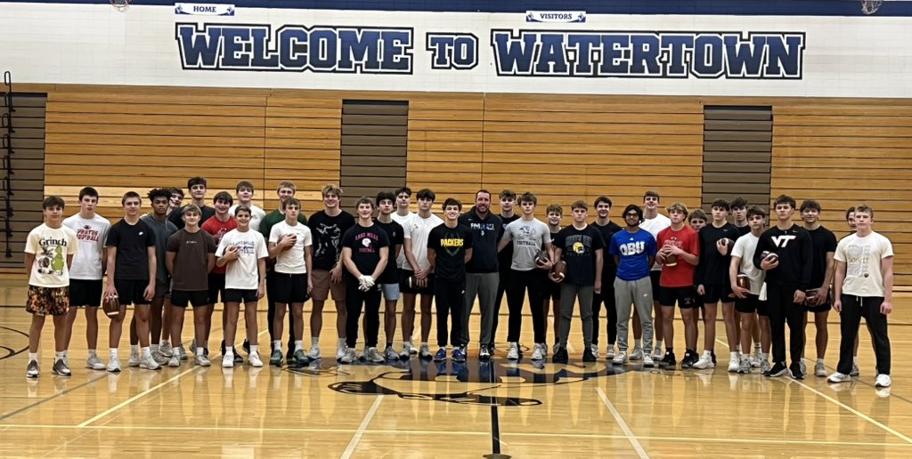 BenjiKamrath's tweet image. Outstanding group for Elite QB Camp #1.
QBs worked hard, were extremely coachable and they all got better! Huge thanks to all the receivers who showed up and got hundreds of catches in! @MJ_NFLDraft @NWahlScouting @MarkStewartMJS @TravisBOUND