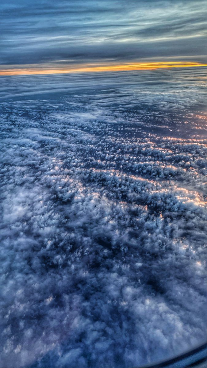 Papanomalyxd's tweet photo. Going to Malta. HDR might been involved in the pictures. 😇 https://t.co/KkIMyMmubN