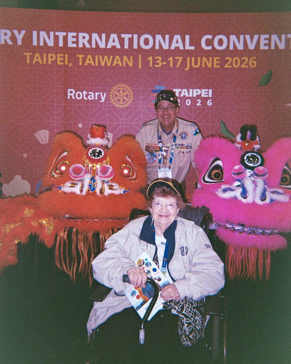 Rotary's tweet image. POV: You’re scrolling through digital snapshots from past Rotary Conventions, and all the good memories start coming back 📸

Register by 15 December to secure the current discount before rates increase! Don’t miss it 👉 on.rotary.org/3hsmk71