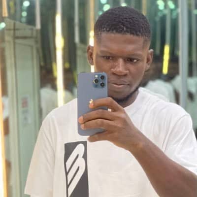 PO_GrassRootM's tweet photo. Chuks may have been moved to Abuja.
Chuks has been cut off from his family.
Chuks has no access to friends or legal counsel.
Chuks’ phone is off.
Chuks may not have eaten since yesterday.
Chuks’ safety and health are our utmost concern.
We want Chuks alive.
Chuks’ whereabouts must be made known to us.

#FreeChuksNow