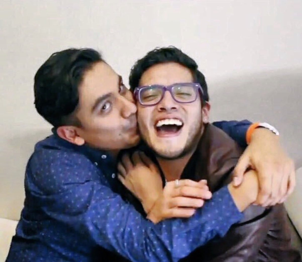 toomuchtime999's tweet image. No somos un fandom de reality ni acabamos de llegar. 

Llevan todo el reality invalidando el apoyo que te damos, solo el #TeamTeo sabe lo duro que hemos votado y lo mucho que te queremos. 

Sin importar lo que pase hoy, siempre serás nuestra estrella fulgurante 🌟🫰🏼

#LaGranjaVIP