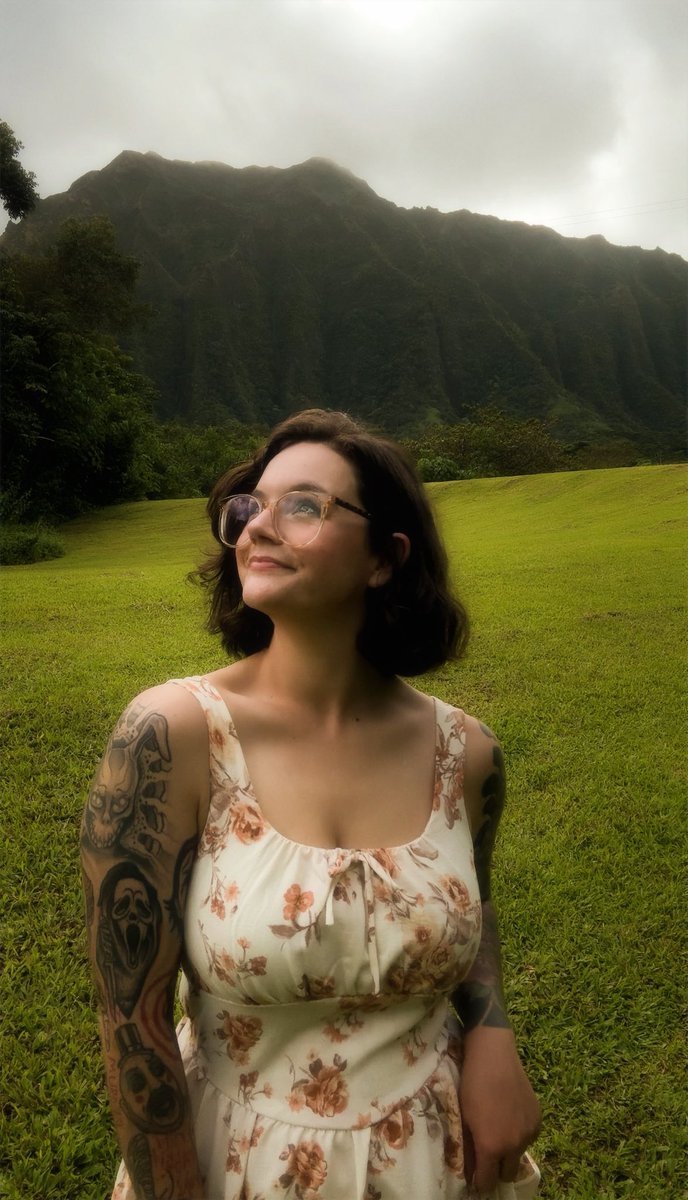 I move away from Hawaii in a month and I have very mixed feelings about it. I will forever cherish the three years of experiences I made here on Oahu, however, I’m looking forward to being back on the mainland and seeing what California will have in store. 🌺