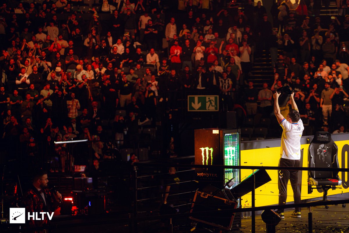 HLTVorg's tweet image. Four Major titles so far for @Vitality_apEX across CS:GO and CS2 🏆

📸 @theMAKKU