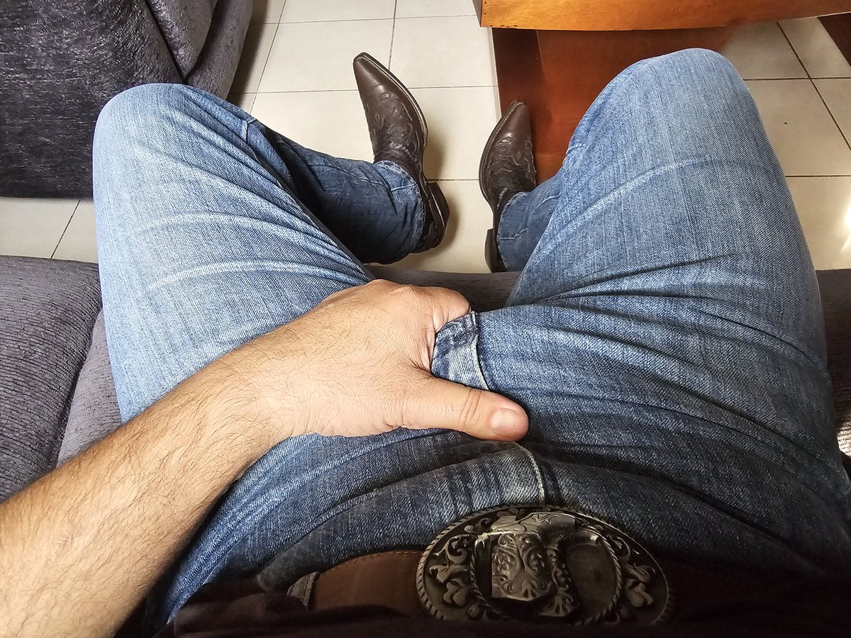 PARA QUE BABEES PUTA MARICA...