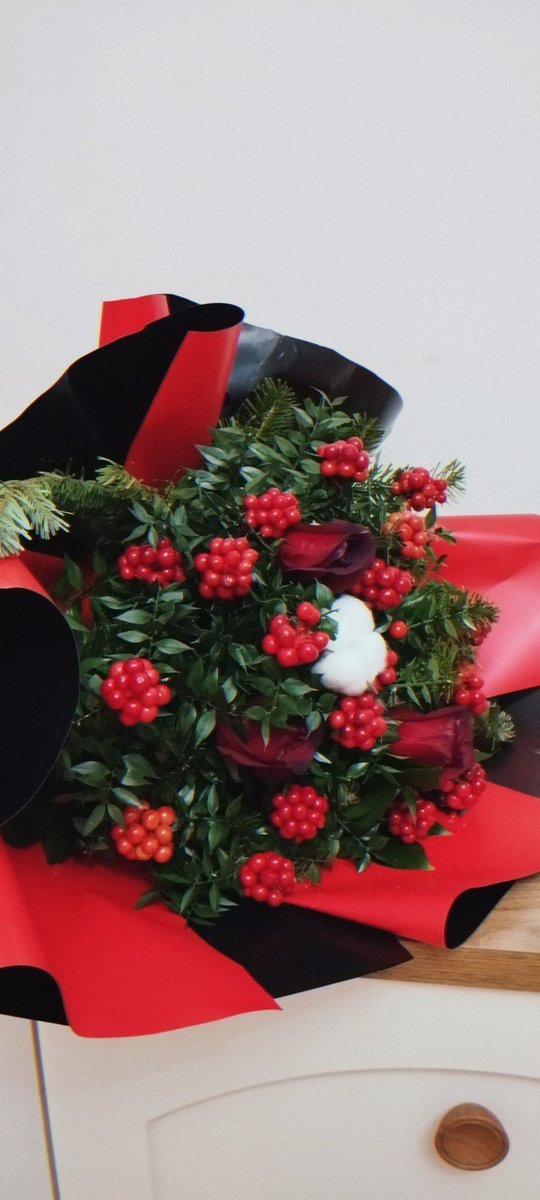 sakinol___'s tweet photo. Aralık çiçeği 🎄🩵 https://t.co/VpFOlkYSlb