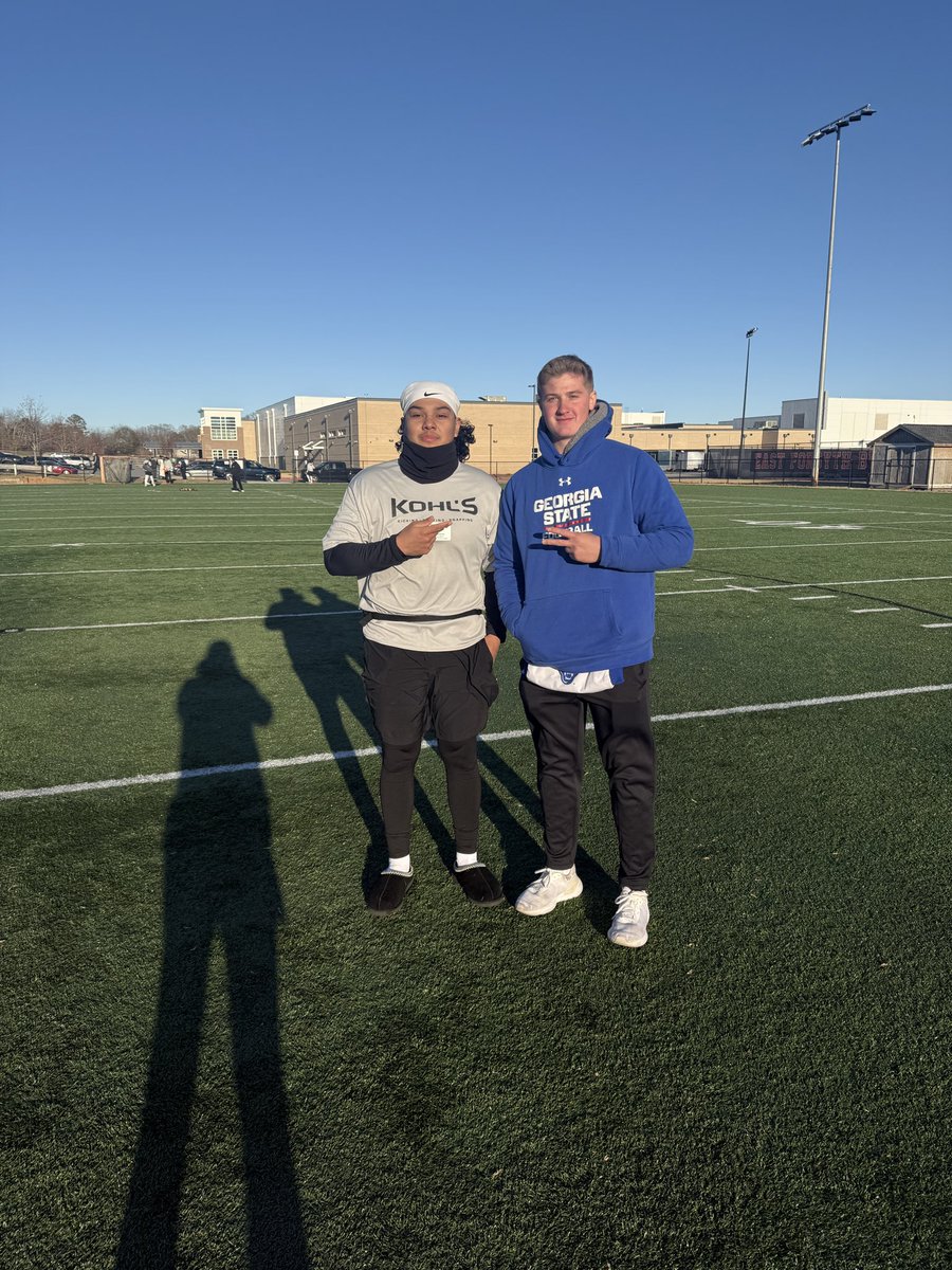 juarez27094's tweet photo. Had a solid showing today at the Kohl’s Southern showcase, had great improvements from my last showing, and pretty happy with my performance. Saw where I stood amongst my classmates and had pumped to work. Learned a lot aswell, from dealing with cold windy conditions, and even asked a couple questions about college football with @ReedChandley . I was also able to get lots of feedback and great information to getting myself better and improving. None the less I will be going at this off season hard, and getting ready for my senior year, along with any future opportunities I get with @KohlsKicking @KohlsHighlights 
@Davis33Coach @CoachManzo_ @CoachGiugliano