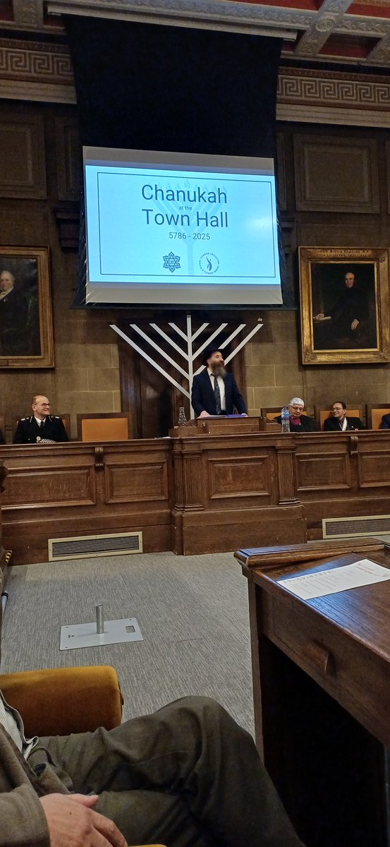 Deepak_Bajaj's tweet image. 🕎 Happy Chanukah 🕎
A reminder that even a small light can push back a lot of darkness. May these eight nights bring strength, hope, and brighter days ahead. ✨💙 
#happychanukah to all celebrating in Leicester and around the world.