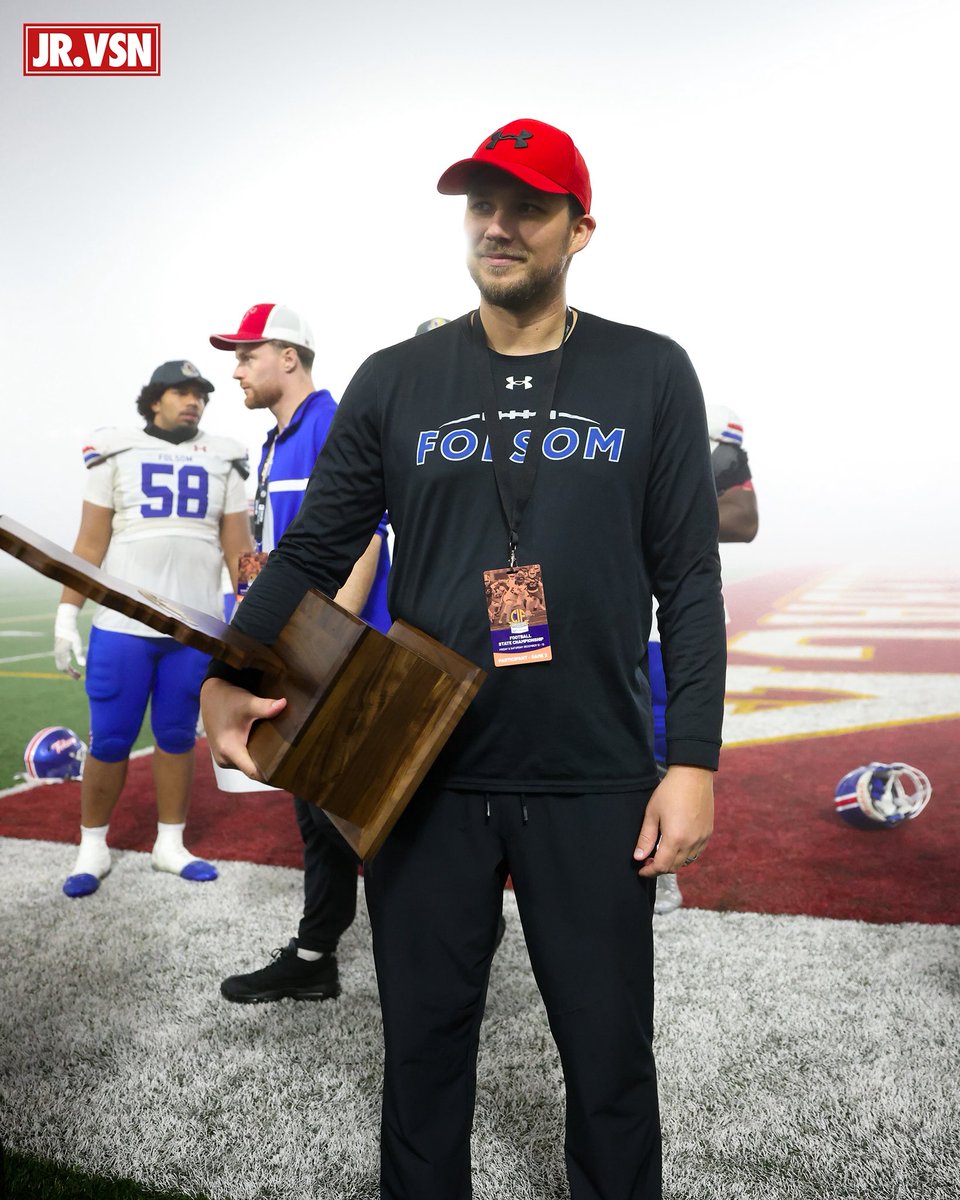 CoachIrsik1's tweet image. The secret ingredient is Love #Unit 2025 California State Champs