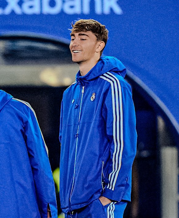 HuijsenArchive's tweet photo. Welcome Back, Dean! ���🤍 https://t.co/SxDII0ZFii