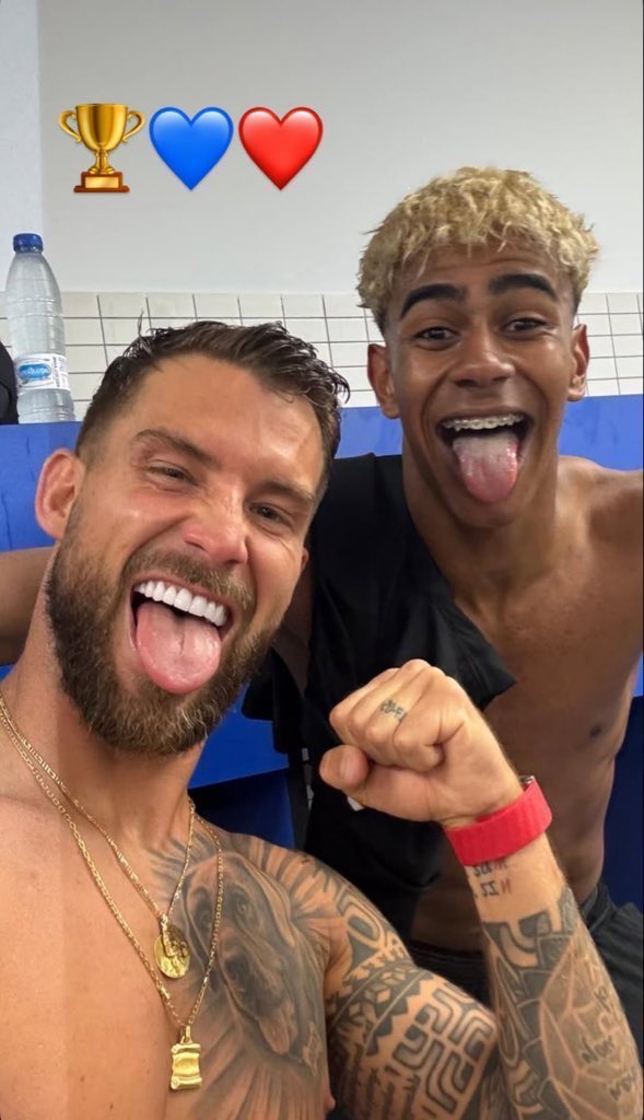 InigoMartinez5's tweet image. GRACIAS ALAVÉS, XABI SE QUEDA.😁🔥😜