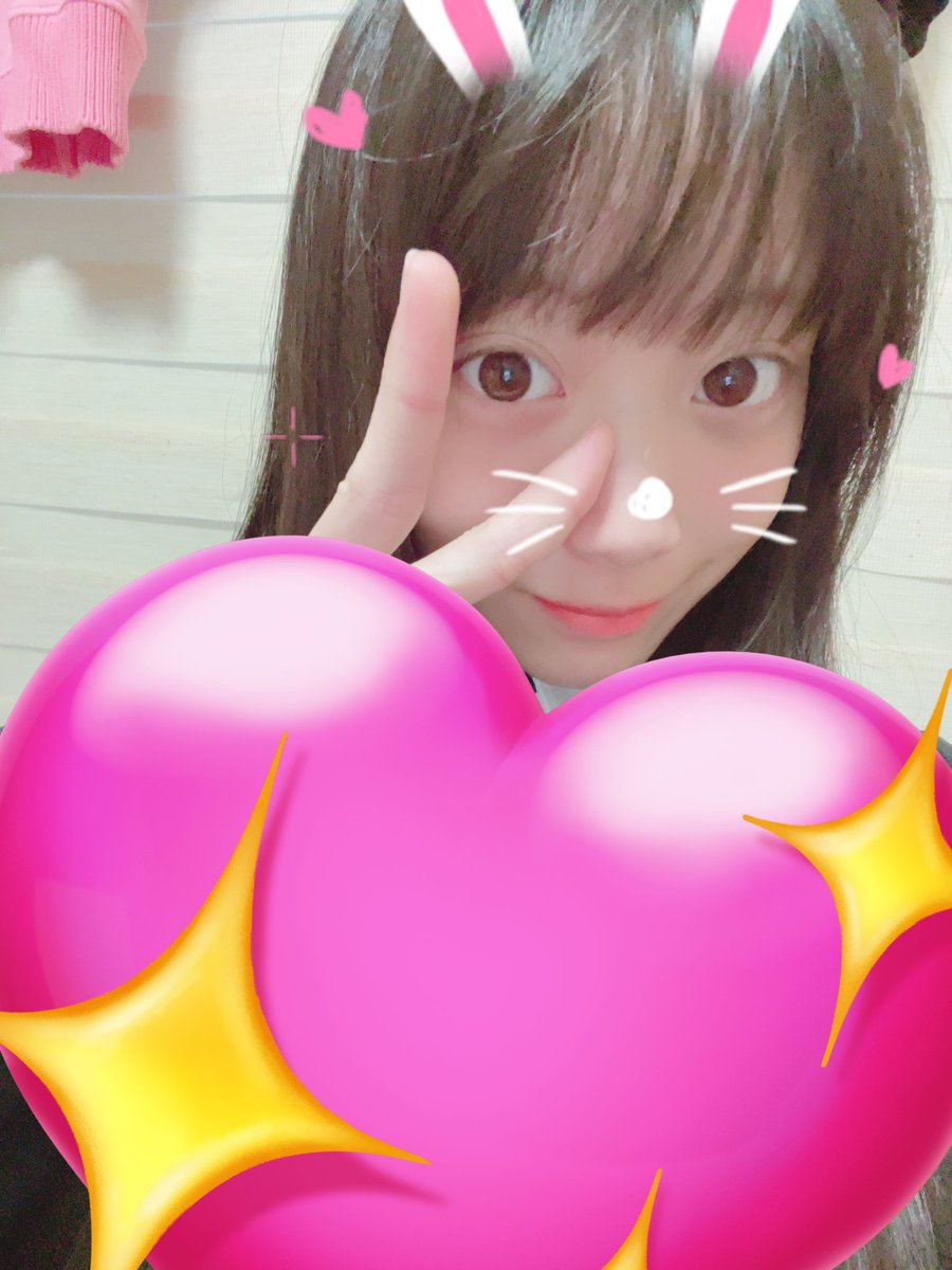 さちともページです なうさえちゃん👶🏻🩷めっちゃボサボサ😹😹 今日早く起きた理由は勉強