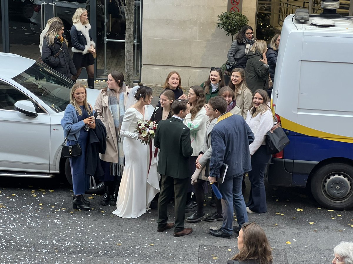 Côr Llundain tweet media