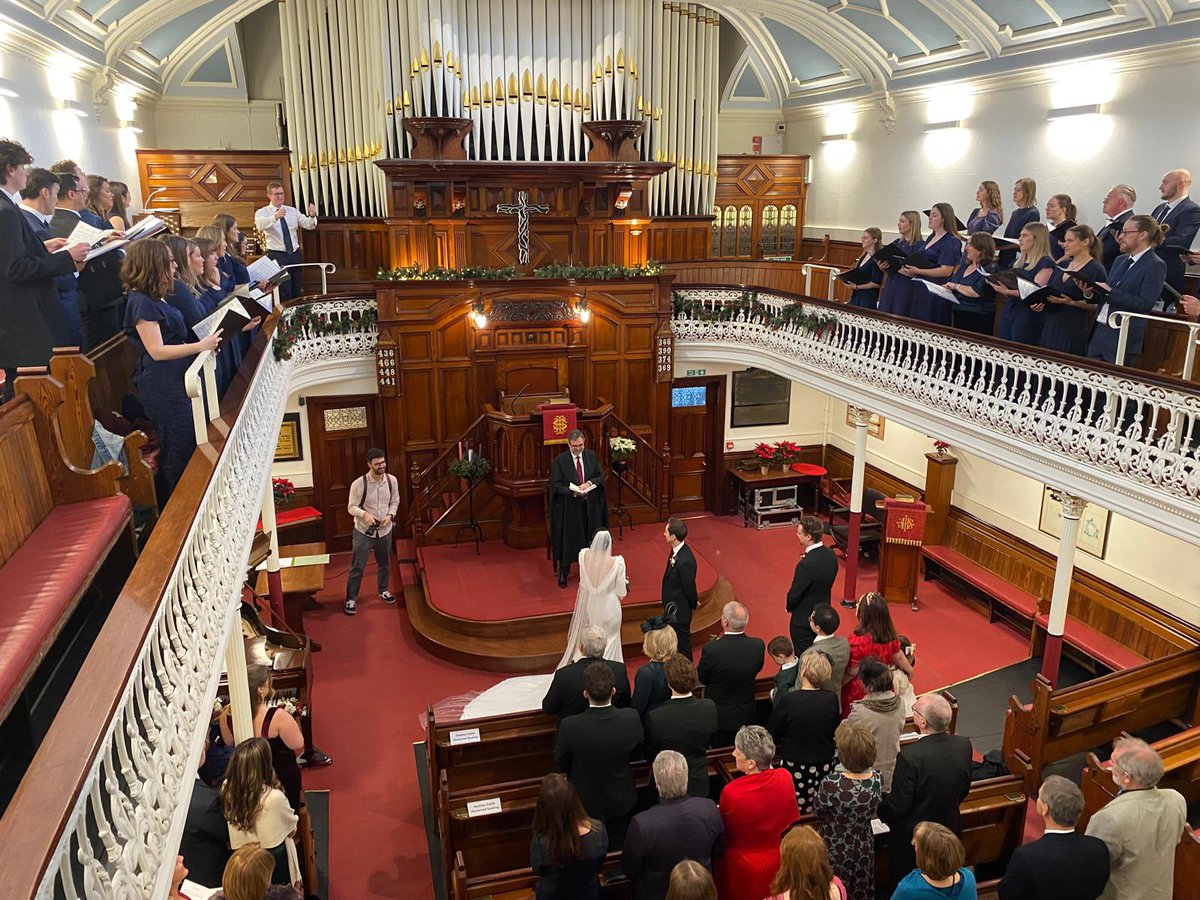 Côr Llundain tweet media