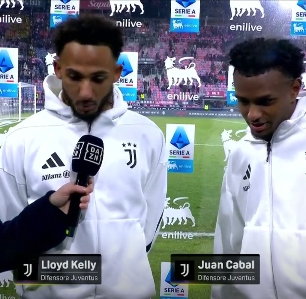 Pueblo_Juve's tweet image. 🎙Lloyd #Kelly y Juan #Cabal en @DAZN_IT :

KELLY
"Era un partido muy importante. Teníamos que jugar lo mejor posible para volver a ganar en un campo tan difícil
¿Bremer? Es bueno tenerlo de vuelta, es un jugador importante para este equipo"

CABAL
"Cambié la camiseta con