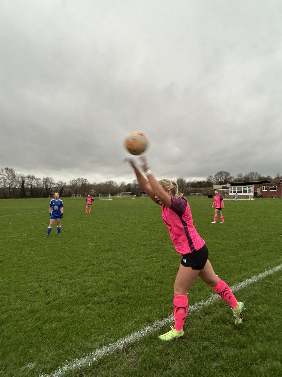 TurfsLadies's tweet image. We return home from @NorthopHallLFC with all three points in the bag. Great battle against new opponents. Damage done in the first ten minutes as we raced into a three goal lead. Final score 5-2

⚽️⚽️⚽️@lucylloyd02
⚽️⚽️@delun_roberts 

POTM Elin &amp;amp; Paige

#TurfsLadies #Turfs