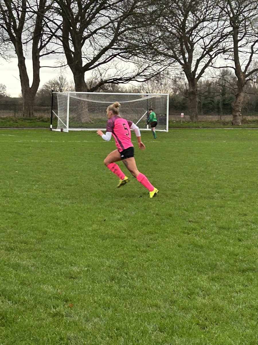 TurfsLadies's tweet image. We return home from @NorthopHallLFC with all three points in the bag. Great battle against new opponents. Damage done in the first ten minutes as we raced into a three goal lead. Final score 5-2

⚽️⚽️⚽️@lucylloyd02
⚽️⚽️@delun_roberts 

POTM Elin &amp;amp; Paige

#TurfsLadies #Turfs
