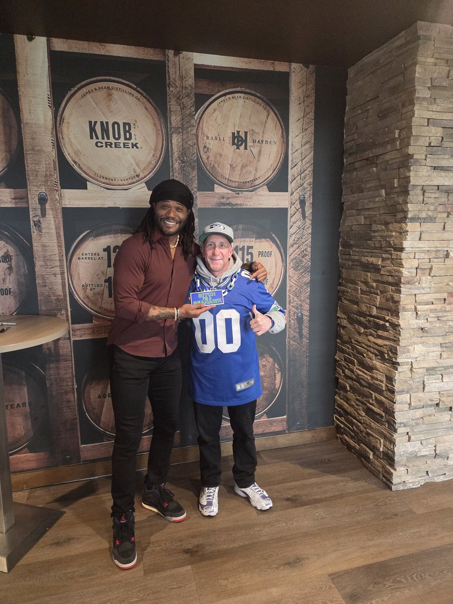 Ryan Haze tweet media