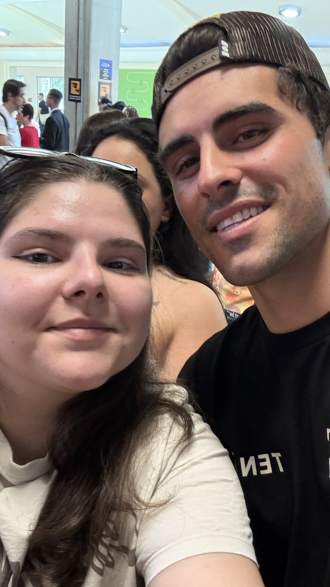 Juliana ♡ tweet media