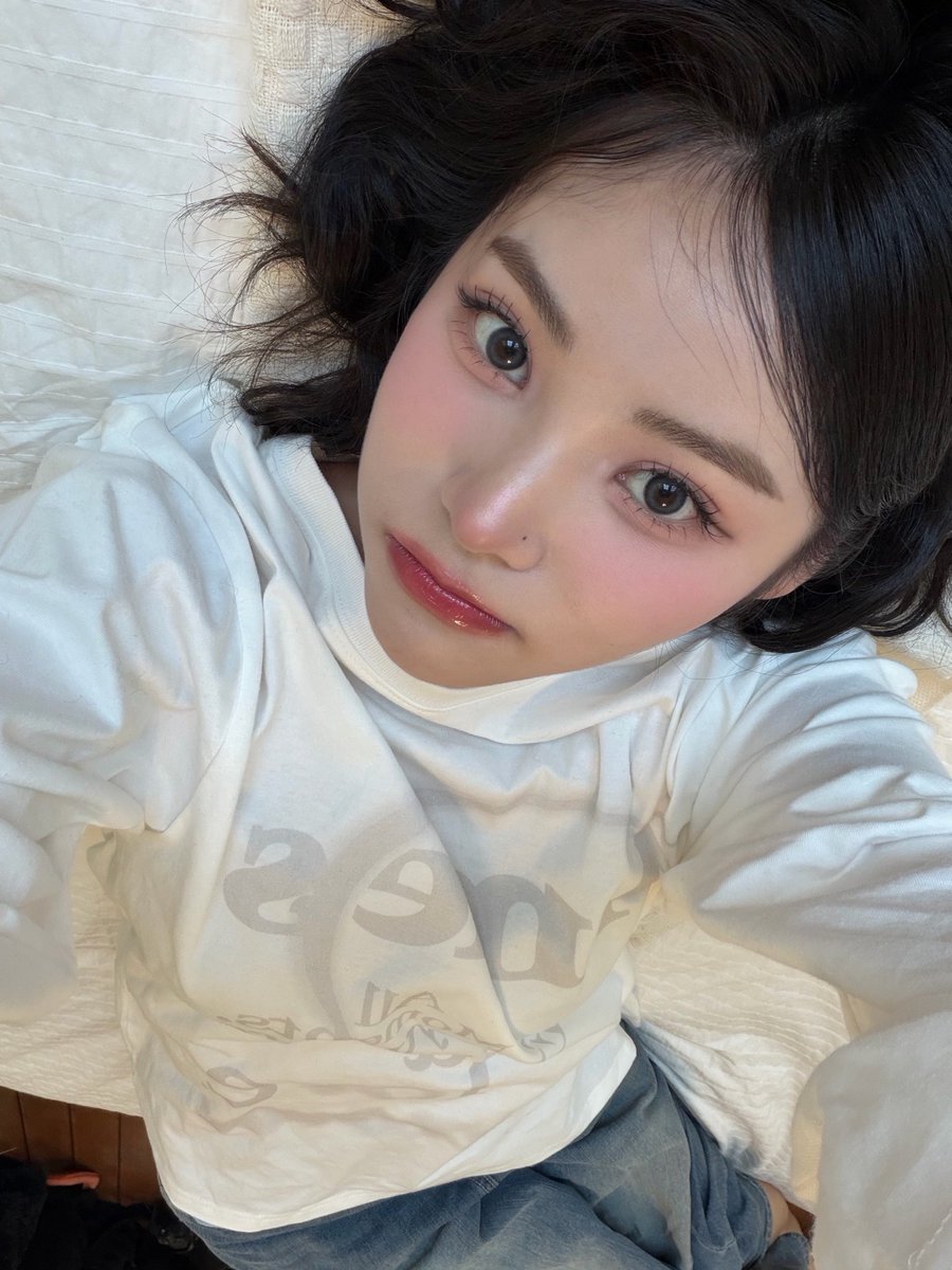 jjsbbl's tweet photo. [251215]💌📸 https://t.co/wmulrIYG30