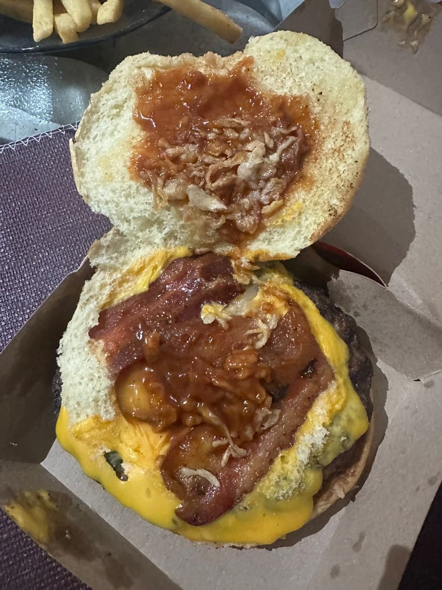 Querido <a href="/TruenoOficiaI/">TR1 ⛈</a> no es tu culpa pero fíjate en lo que pones tu nombre, <a href="/Mostaza_ok/">Mostaza</a> esto es real? Una vergüenza. Quiero saber cómo recompensas por la publicidad engañosa.

Lo que pedí / lo que trajeron.