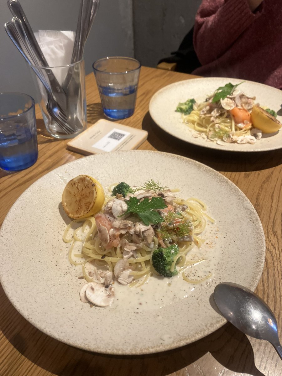 runwind929's tweet image. カフェ巡り☕️
どちらも素敵なお店でした🙌
#theCAFE #LATTEGRAPHIC