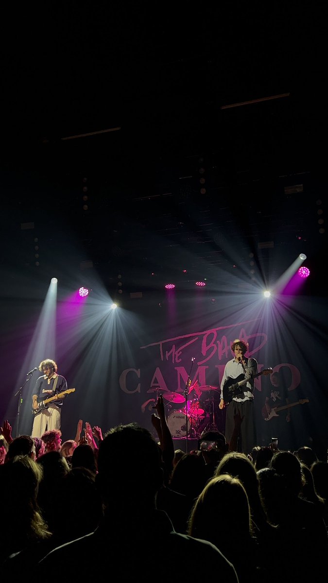 fireproofamber's tweet image. fifth time seeing these guys and they truly never dissapoint. what a show! from London 2019 to Haarlem 2025, and on to wherever next 🩵 @thebandcamino