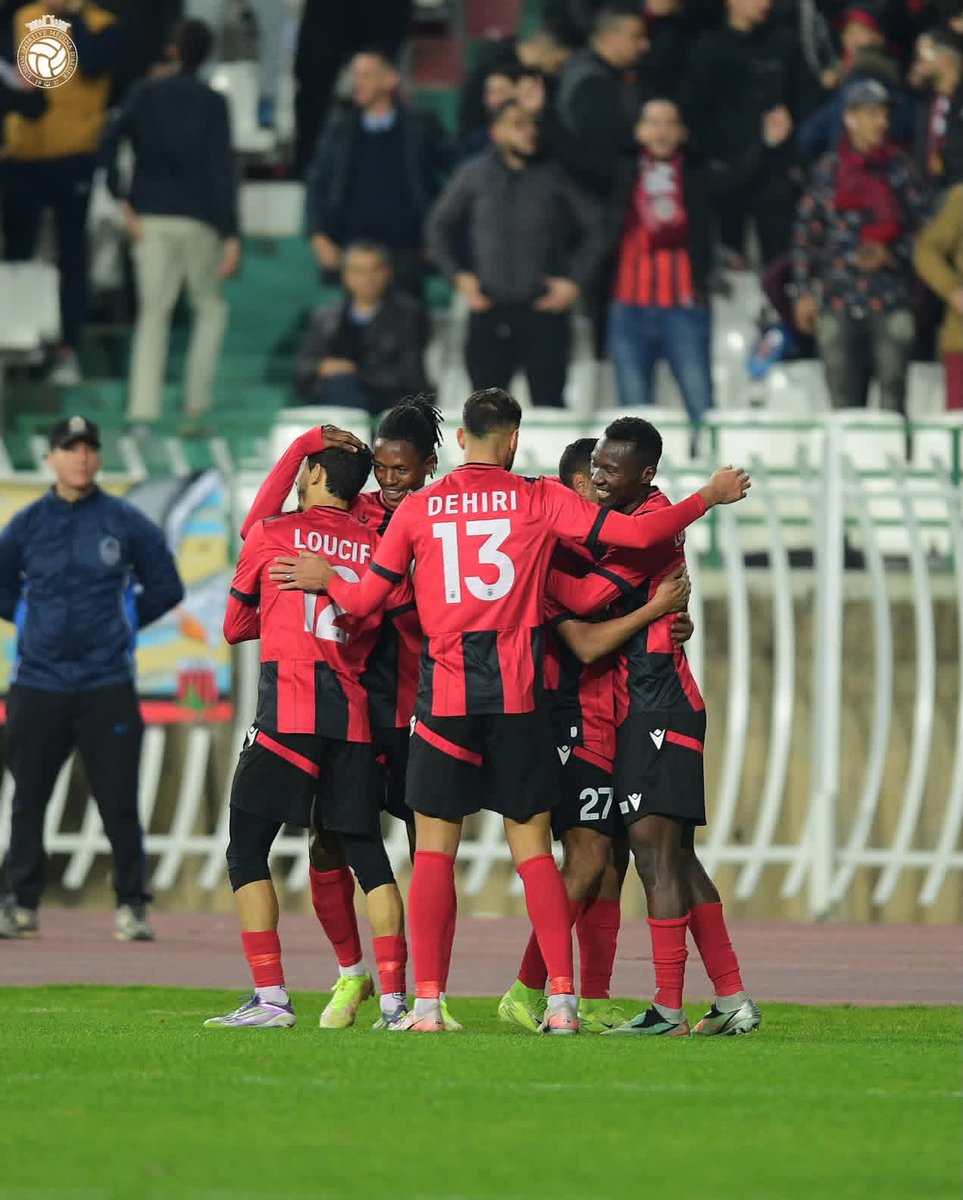 SWorld77267's tweet image. 🏁 USM ALGER 3-0 Mouloudia Constantine

📊 Houssam Ghacha scores a hat trick and leads USM Alger to a 3-0 victory over Mouloudia Constantine, giving his team a ticket to the next round of the Algerian Cup.
#Algeriancup | #Allezlesrouges 🔴⚫