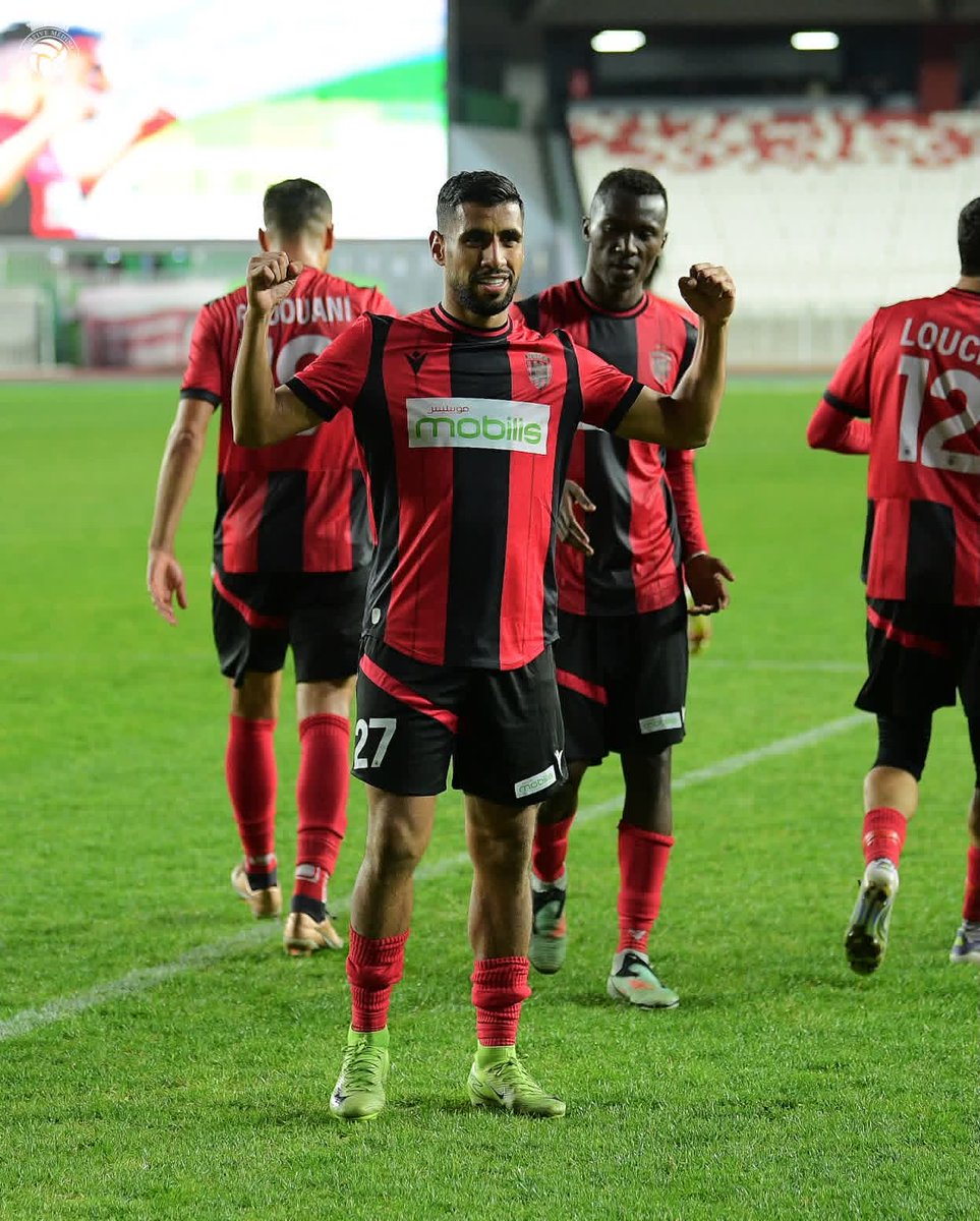 SWorld77267's tweet image. 🏁 USM ALGER 3-0 Mouloudia Constantine

📊 Houssam Ghacha scores a hat trick and leads USM Alger to a 3-0 victory over Mouloudia Constantine, giving his team a ticket to the next round of the Algerian Cup.
#Algeriancup | #Allezlesrouges 🔴⚫