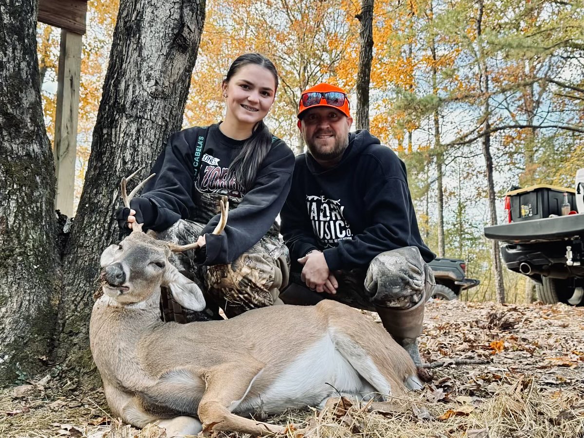 Justin Moore tweet media