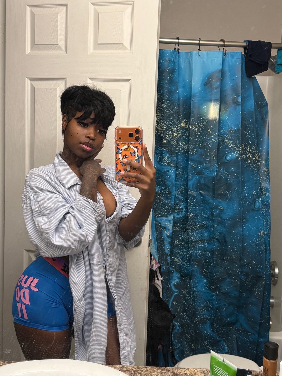 Everybody’s Fav Gamer Gyal “ DONT SLEEP ON MEH tweet media