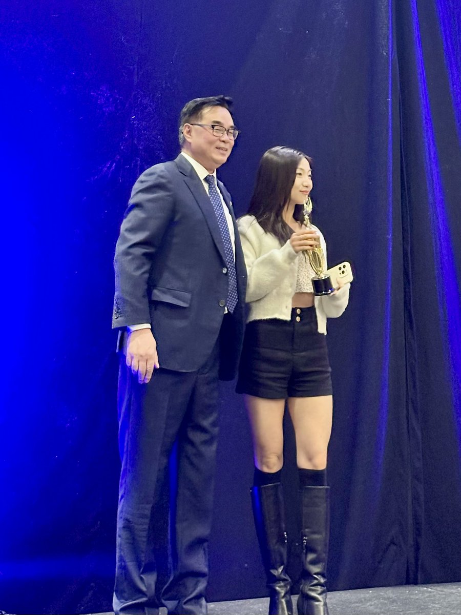 Maggi ✌️ tweet media