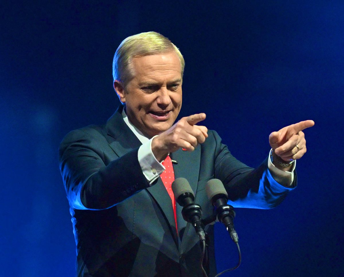 NewsLiberdade's tweet photo. 🚨URGENTE - José Antonio Kast (direita) está eleito presidente do Chile https://t.co/EYmaY5soIA
