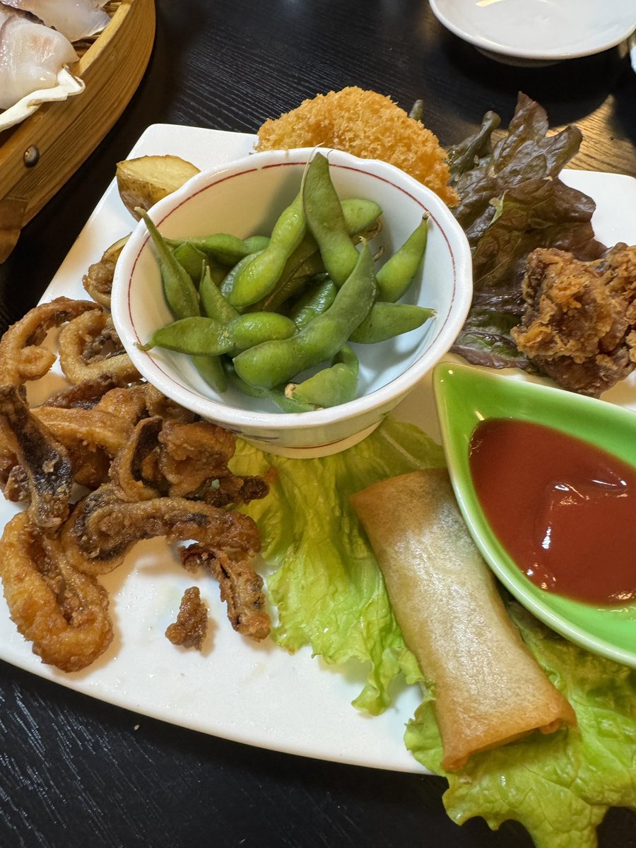 endomakoto's tweet photo. 神奈川県の小田原にある『完全個室×海鮮飯処 ふじ丸 本店 下大井』で豊川剣友会の忘年会。豊川剣友会は今年で創設58年。小田原市成田で火曜日と金曜日に稽古をしています。

#ふじ丸本店下大井
#ふじ丸 
#豊川剣友会 
#剣道 https://t.co/qZTinoC2UP