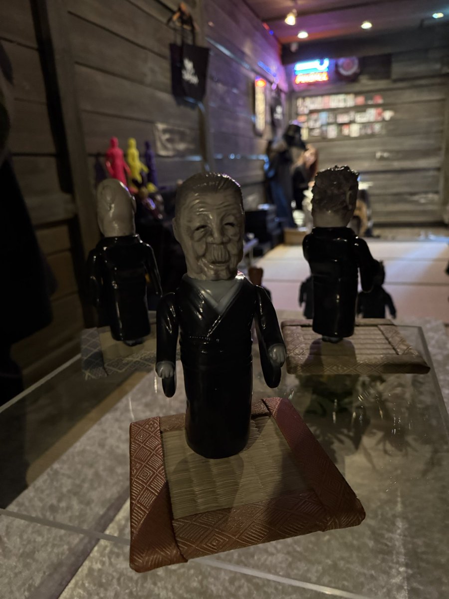 2025ファイナル
暗黒エンターテイメント
生前葬

展示されてる全てが美しく
空間が狂気に満ち溢れてました
なのにスッキリした気持ちでいれる

#暗黒エンターテイメント 
#生前葬 
#メリーアートギャラリー 
#闇玩具 
#ソフビ