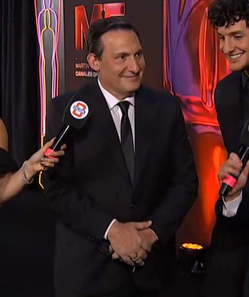 divineolgaa's tweet image. no importa lo que pase, el mejor columnista in my books