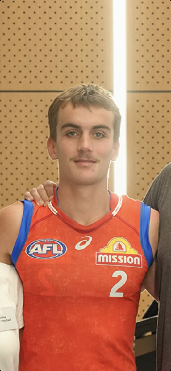 DogsBreakfastFC's tweet image. The kid is starting to warm to the idea of playing with some absolute stars and then playing in a wildcard game.