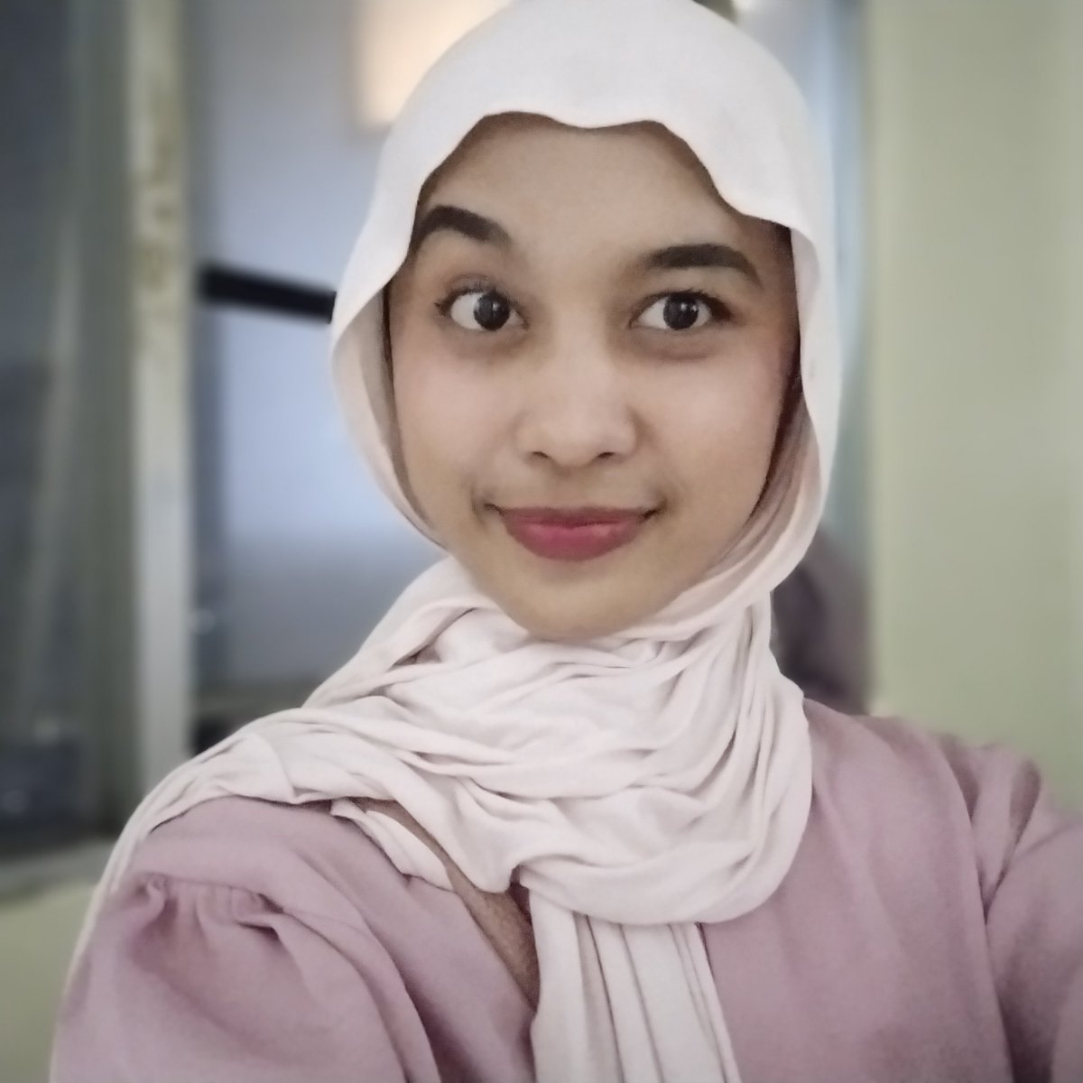 1012archive's tweet photo. mau sungkem dulu sama pashmina meleyotnya sattka, makasii yg udah meracuniku untuk membeli pashmina iniʚ♡⃛ɞ(ू•ᴗ•ू❁)
🛍beli disini:
https://t.co/2rhvOlOytA (Rosequartz) 

#racunshopee #pashmina #sattka #pashminajersey #pashminasattka #outfit #ootd #spillproduct #ShopeePromo https://t.co/t7uSrJZ7WQ