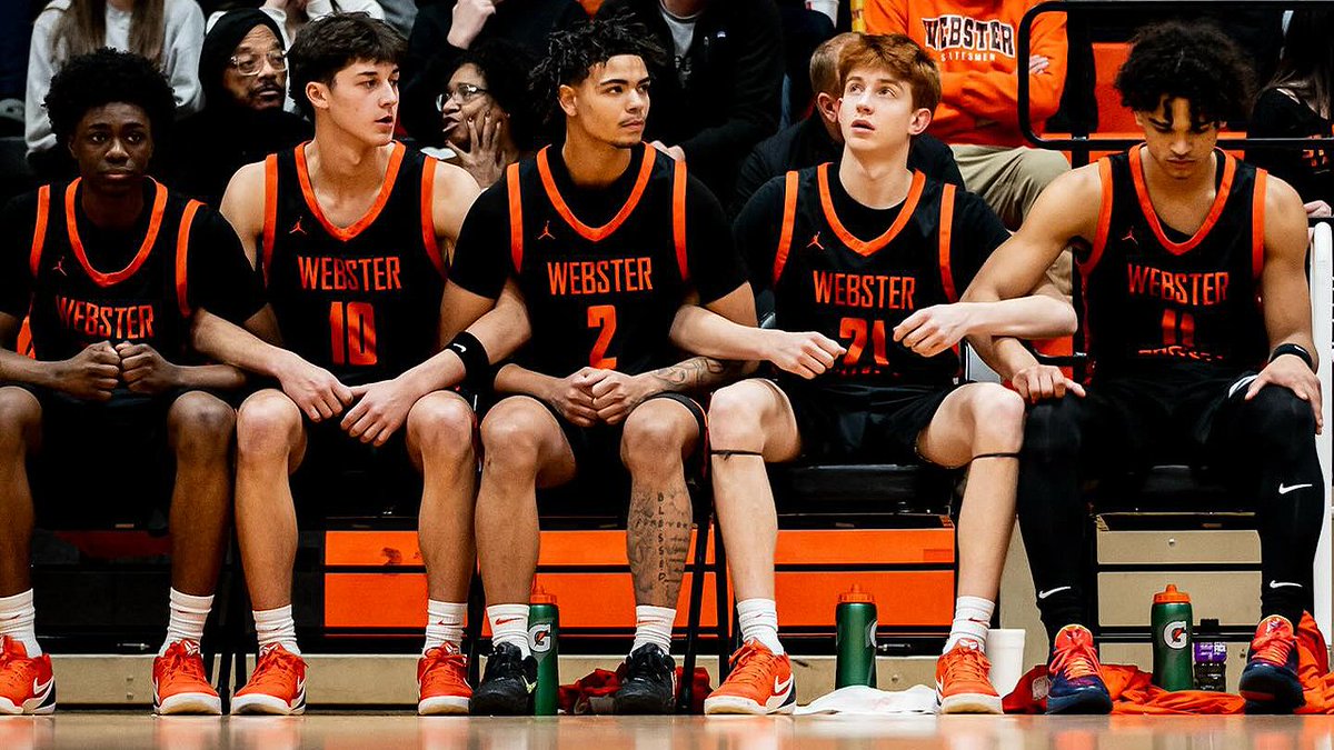RL_HoopsMO's tweet image. Webster Groves vs. Lee's Summit North Notebook

Scottie Adkinson, Jackson Tabash (@jackson_jt3), Bryce Millien, Tre Paulding, Jaycen Walker (@Jaycenwalker11), and Jeremiah Flemons. 

Link: recruitlook.com/press/article/…