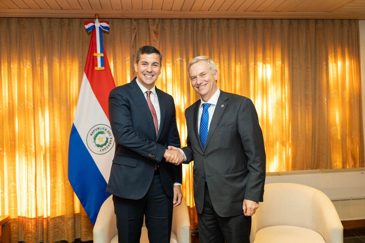 Mis sinceras felicitaciones al pueblo chileno por la ejemplar jornada democrática y al apreciado <a href="/joseantoniokast/">José Antonio Kast Rist 🖐️🇨🇱</a> por su elección como presidente de Chile. Confío en que vamos a trabajar juntos para fortalecer aún más la amistad y cooperación entre nuestros países.