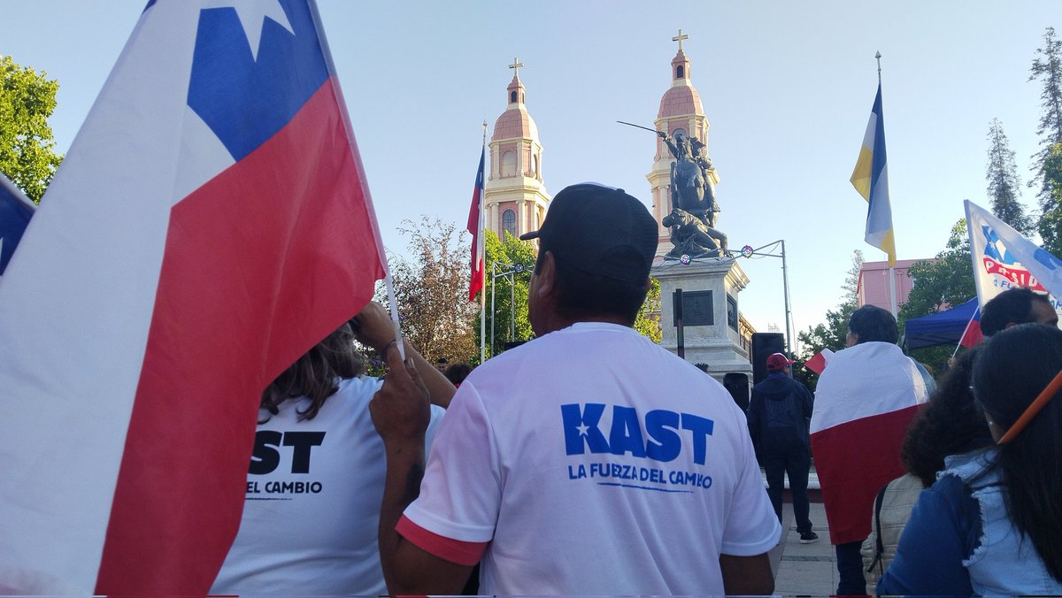 ultimahoracl's tweet photo. #Eleccioneschile2025 
#Rancagua 
#KastPresidenteDeChile https://t.co/O8WcrfapAt