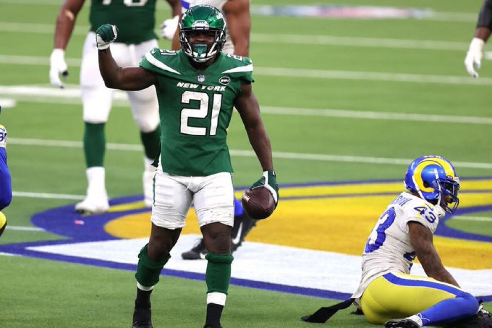 _John_Shipley's tweet photo. Because of this play 5 years ago, the Jets had to watch Trevor Lawrence score 6 touchdowns on them in one game https://t.co/Bf9C99na2W